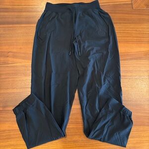 Like-NEW License to Train High Rise Pant